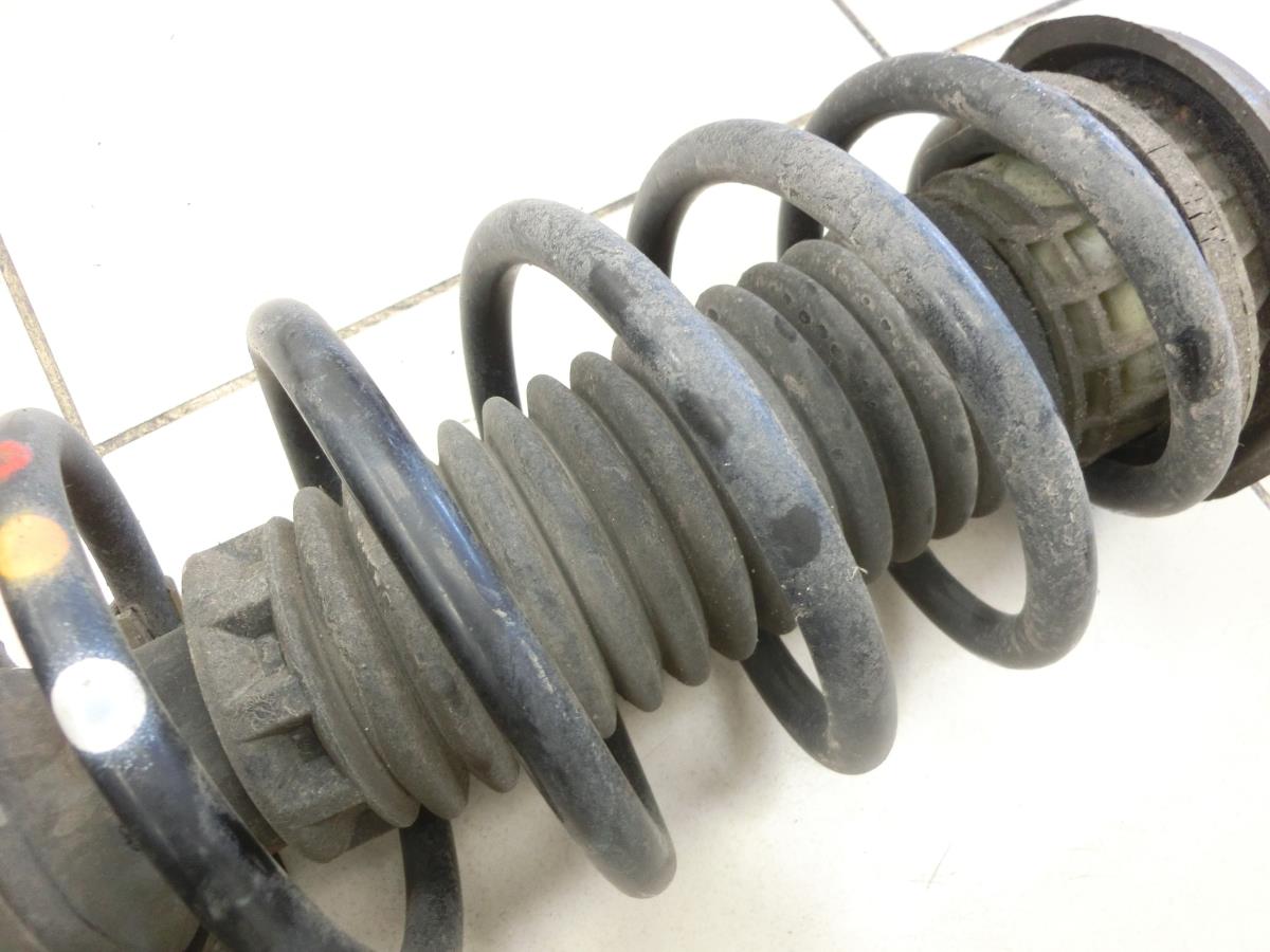 Shock Absorber Suspension Strut Front Right for Peugeot 207 CC WD 0915