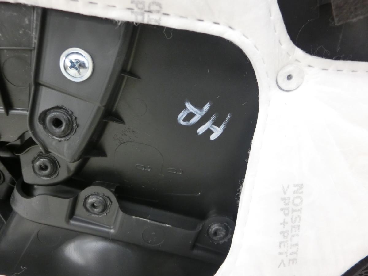 Kia Ceed III CD 18-22 Türverkleidung Türpappe Rechts Hinten Kia Ceed III CD 18-22 19.06.2019 gebraucht Vorschau 8