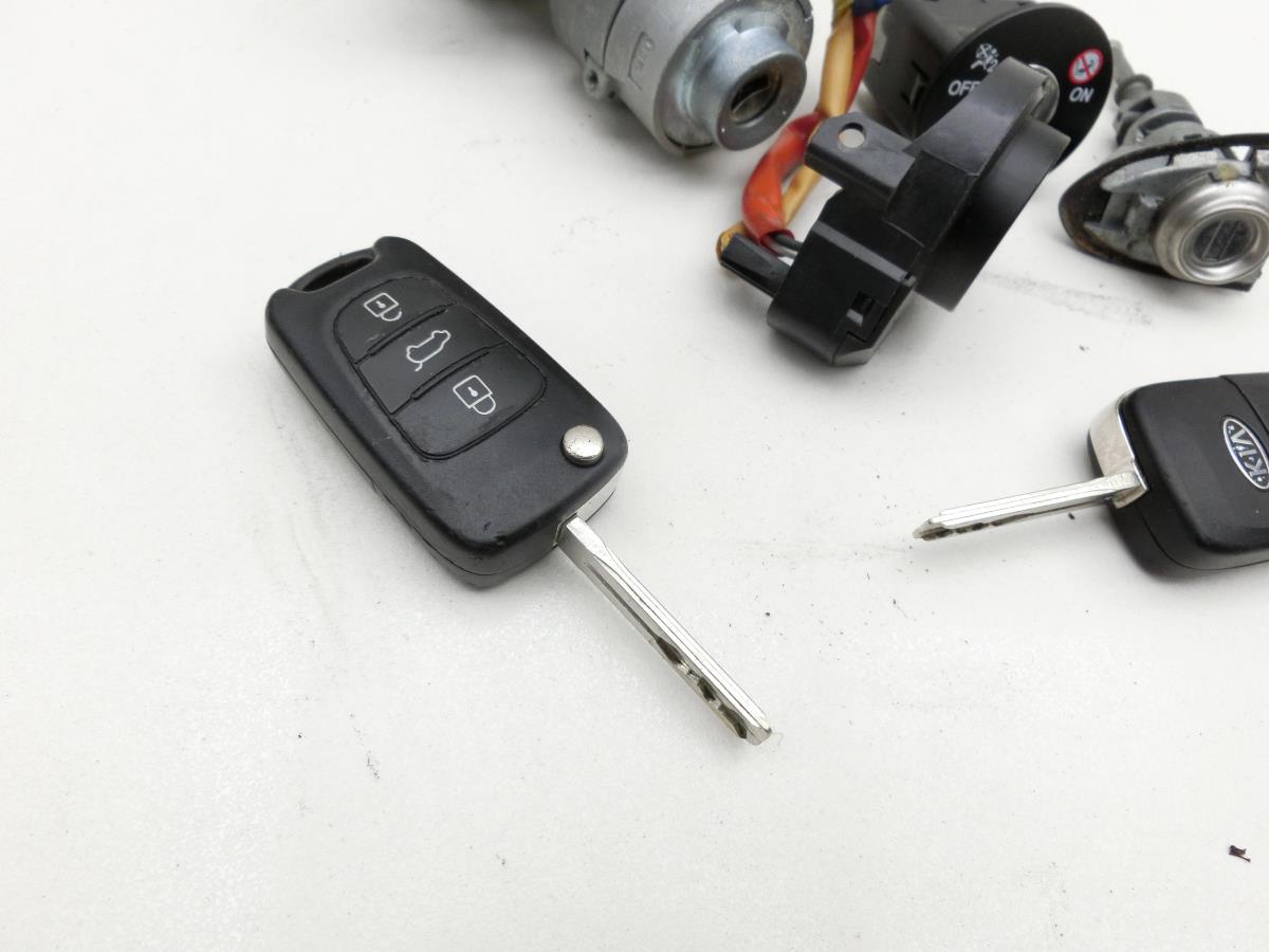 Kia Rio III UB 11-15 Zündschloss 2x Schlüssel Türschliesszylinder Kia Rio III UB 11-15 05.01.2012 819001WD00 gebraucht Vorschau 5