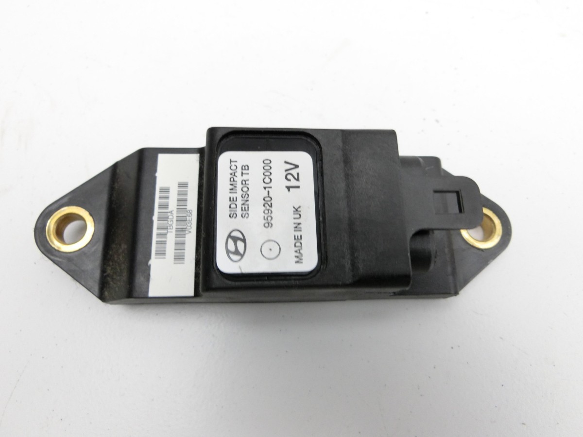 Hyundai_Getz_TB_05-09_Sensor_Airbag_Airbagsensor_Links_Vorne_