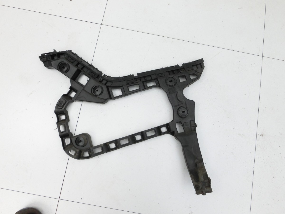 VW Passat B8 3G 14-19 Lim Halter Träger Aufnahme Führung für Stoßstange Links Hinten VW Passat B8 3G 14-19... Vorschau 4