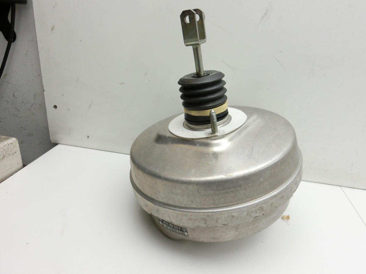 Mercedes E250 W212 13-16 2,0 155KW  Bremskraftverstärker A2124301330 03.7857-3101.4