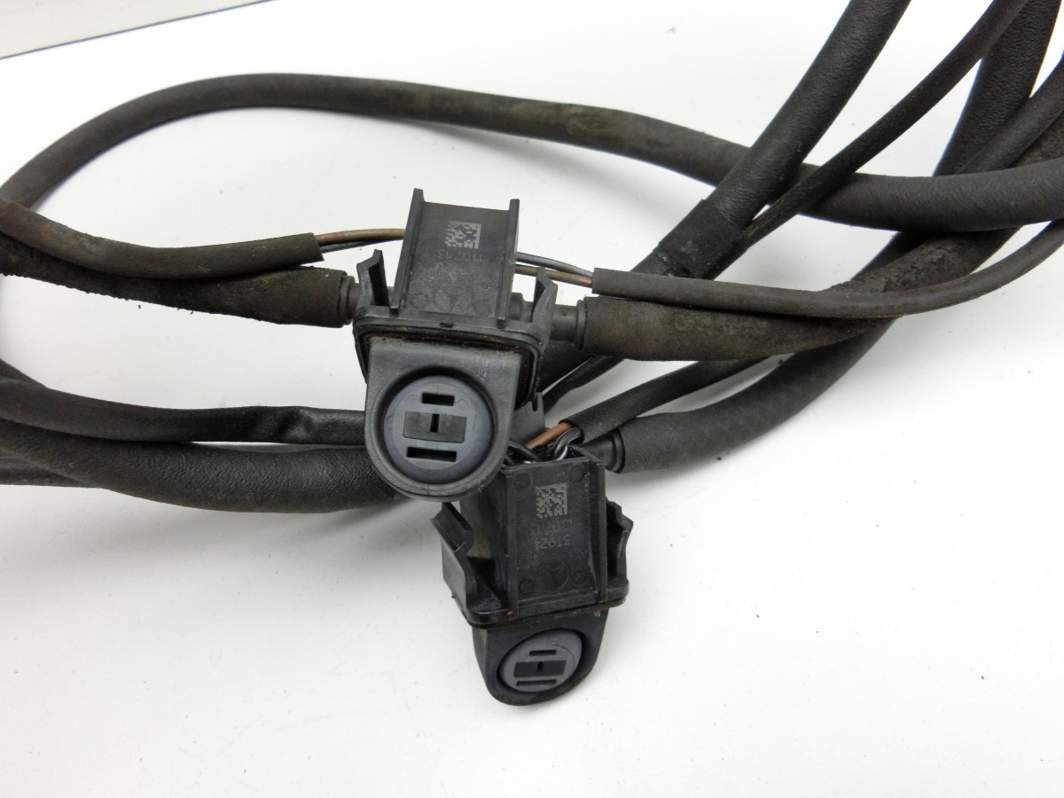 Mercedes E250 W212 13-16  Waschdüsen für Windschutzscheibe WS beheizt A2128600892