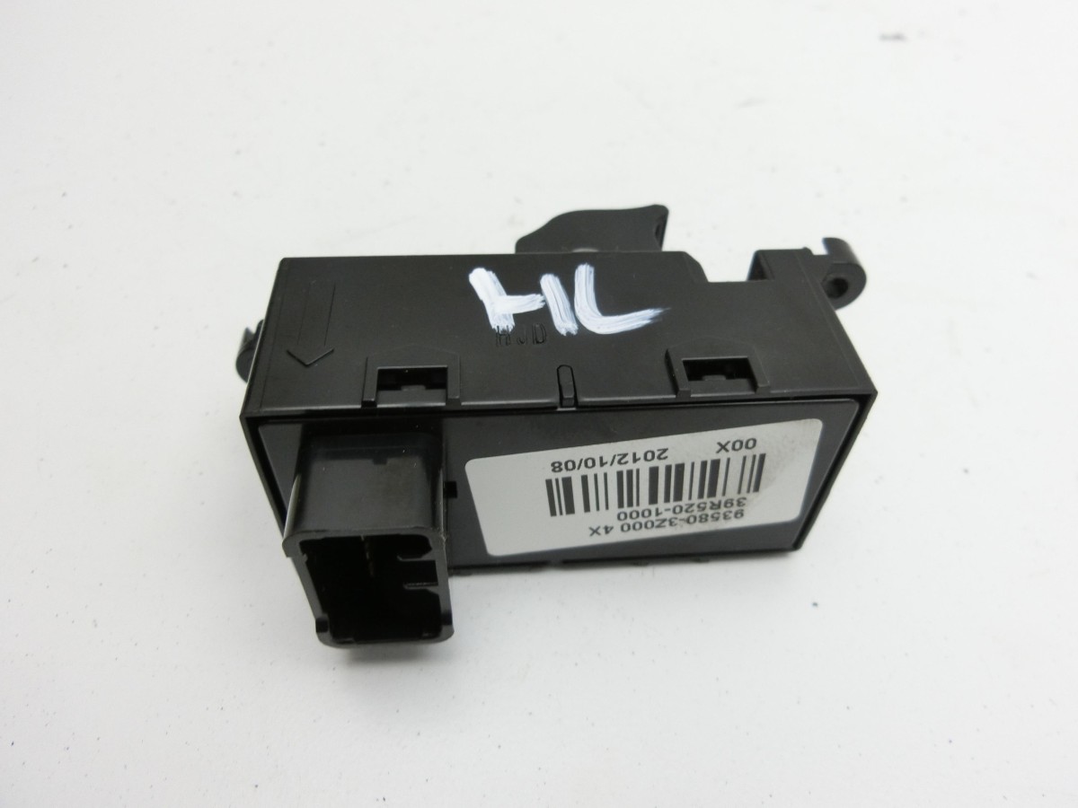 Hyundai I40 CW 11-15 Kombi  Fensterheberschalter Schalter Links Hinten 935803Z0004X 93580-3Z000 39R520-1000