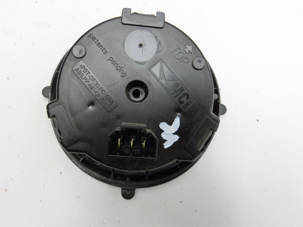 Mercedes X253 15-19  Stellmotor für Elektr. Spiegelverstellung Links A2058200900 301025