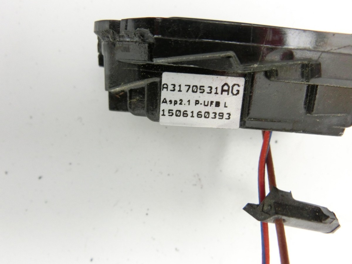 Mercedes X253 15-19  Innenleuchte Innenraumleuchte Links Vorne A3170531AG 1506160393
