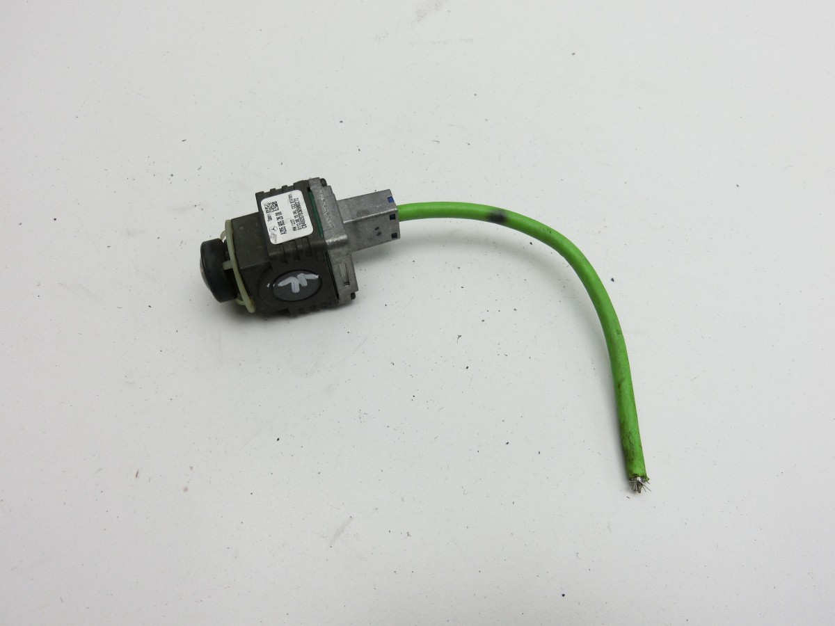 Mercedes X253 15-19 CDI 2,2 125KW  Kamera Frontkamera Sensor Links Vorne A2059052608