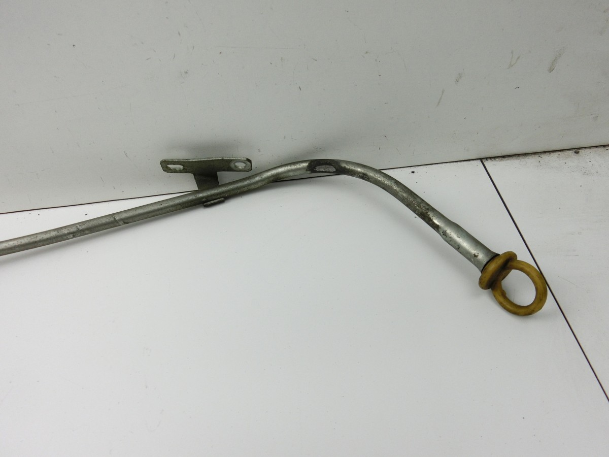 Opel Corsa D 06-10 1,2 55KW Z13DTJ  Ölmessstab Öl Stab 93189322