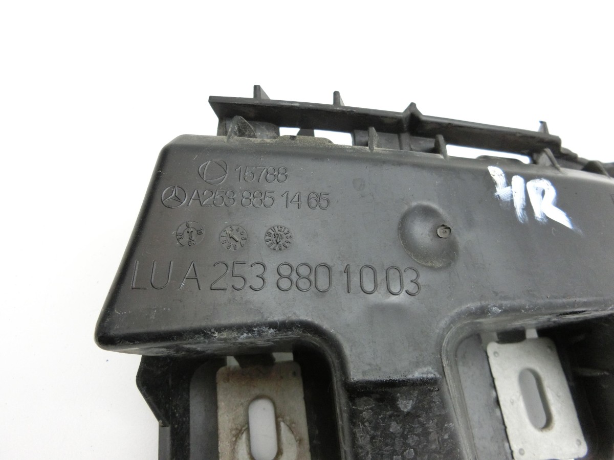 Mercedes X253 15-19 Kombi  Halter Träger Aufnahme Führung für Stoßstange Recht Hinten A2538851465 A2538801003