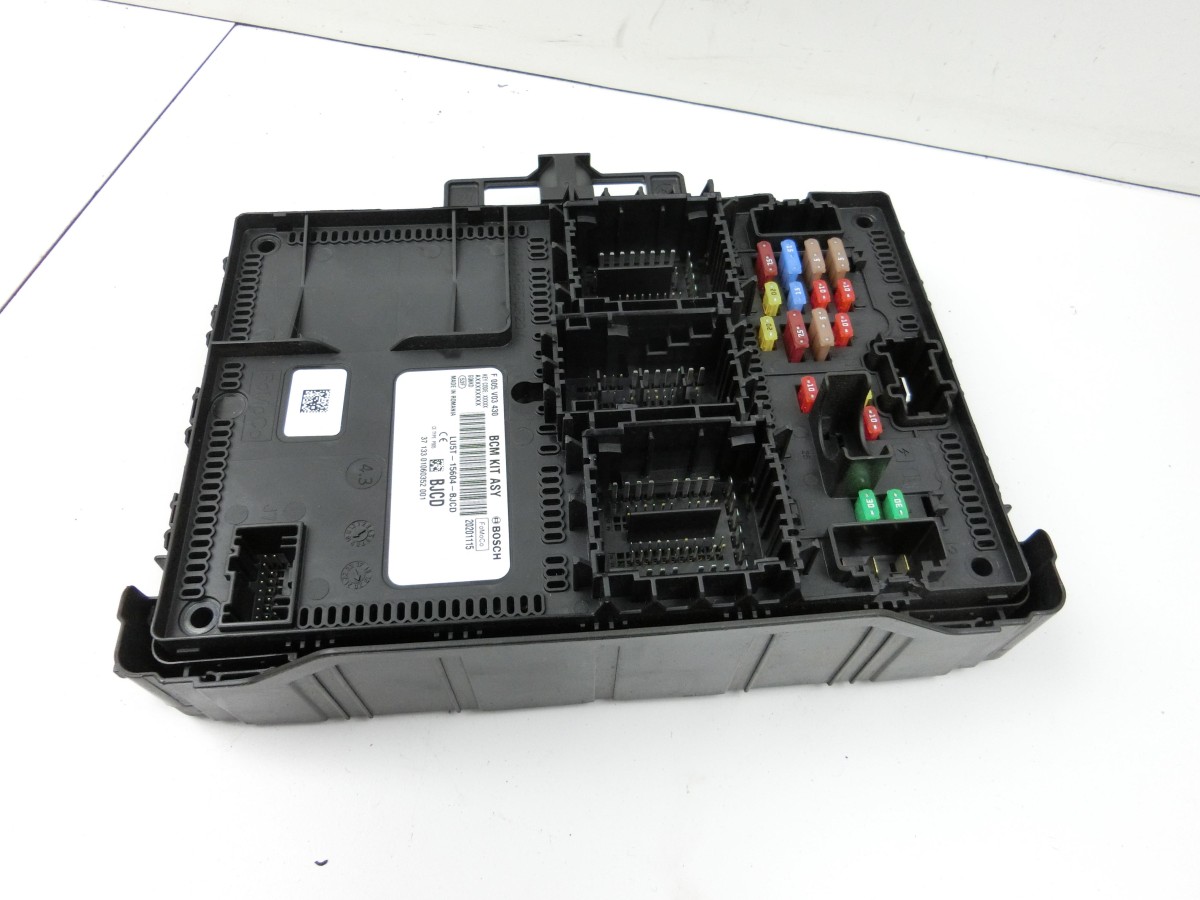 Ford Focus HP 18-22 2,0 110KW  Sicherungskasten Zentralelektrik BCM KIT SG Steuergerät LU5T-15604-BJCD F005V03430