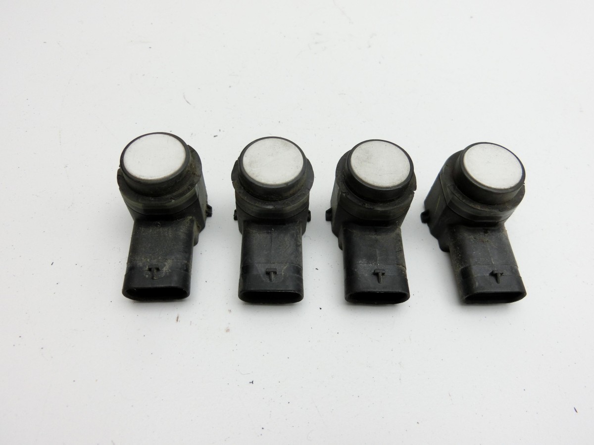 VW Golf 6 VI Variant 08-13  Abstands Sensor Parksensor PDC Satz Set Hinten LB9A       5C6919275 E1063843