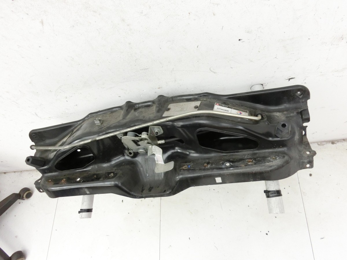 Citroën Jumper 250 14-24 HDI 2,0 120KW  Oberteil für Schlossträger Frontmaske Träger
