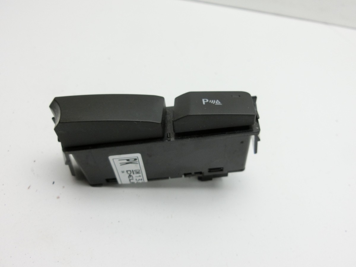 Opel Astra J 12-18  Schalter PDC Einparkhilfe 13288081 28246565 121207B2