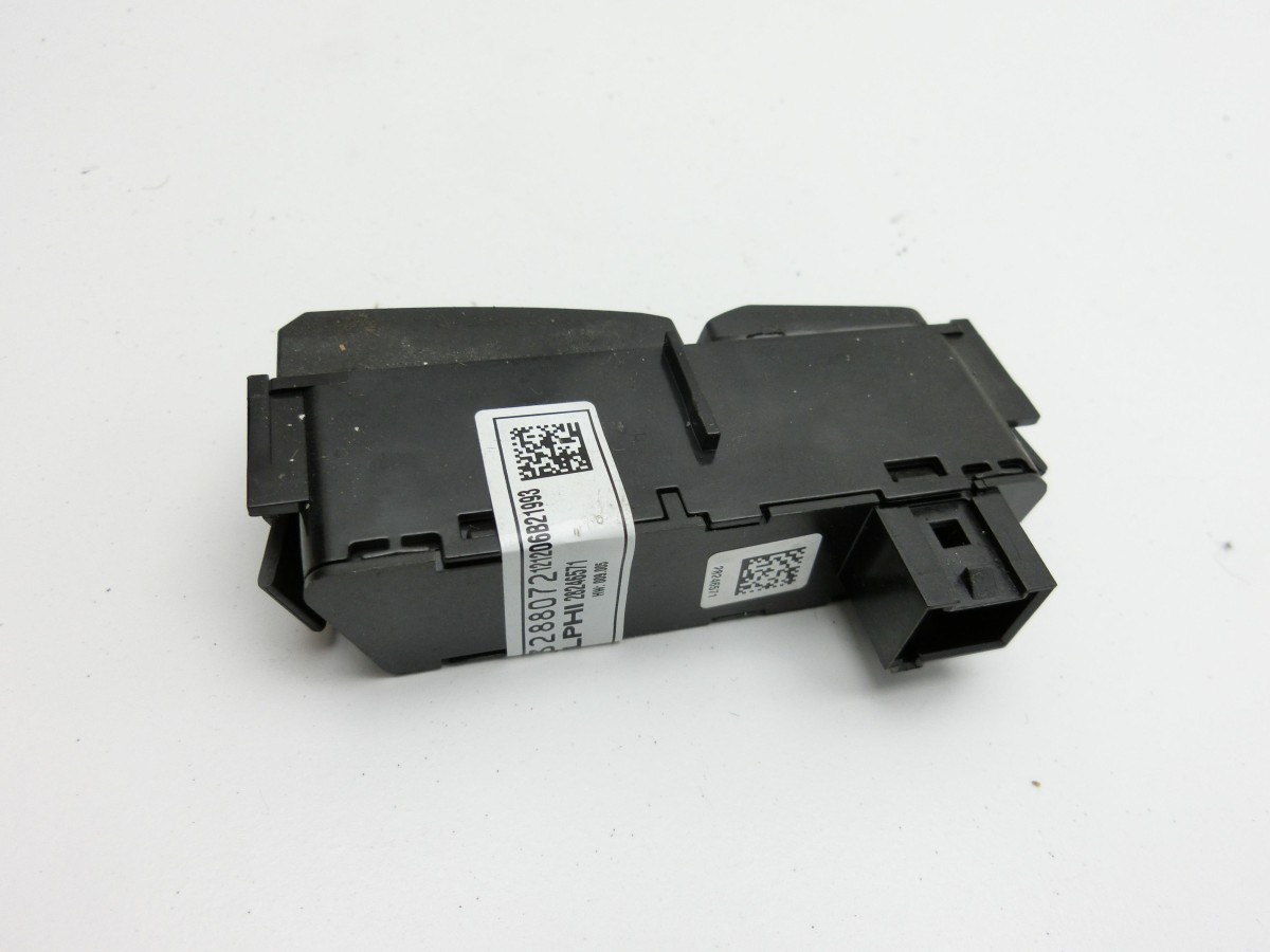 Opel Astra J 12-18  Schalter Taster ESP 13288072 28246571