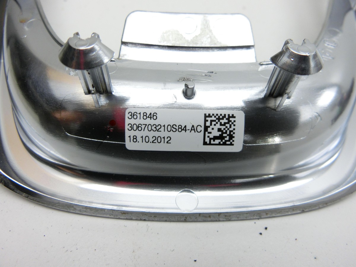 Opel Astra J 12-18 Kombi  Blende Innen Zierblende für Lenkrad 306703210S84-AC