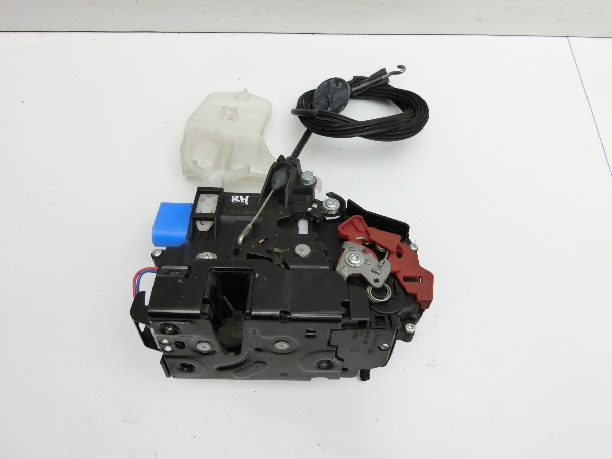 VW Touran 1T3 10-15   Türschloss Stellmotor Zentralverriegelung Rechts Hinten 3D4839016K