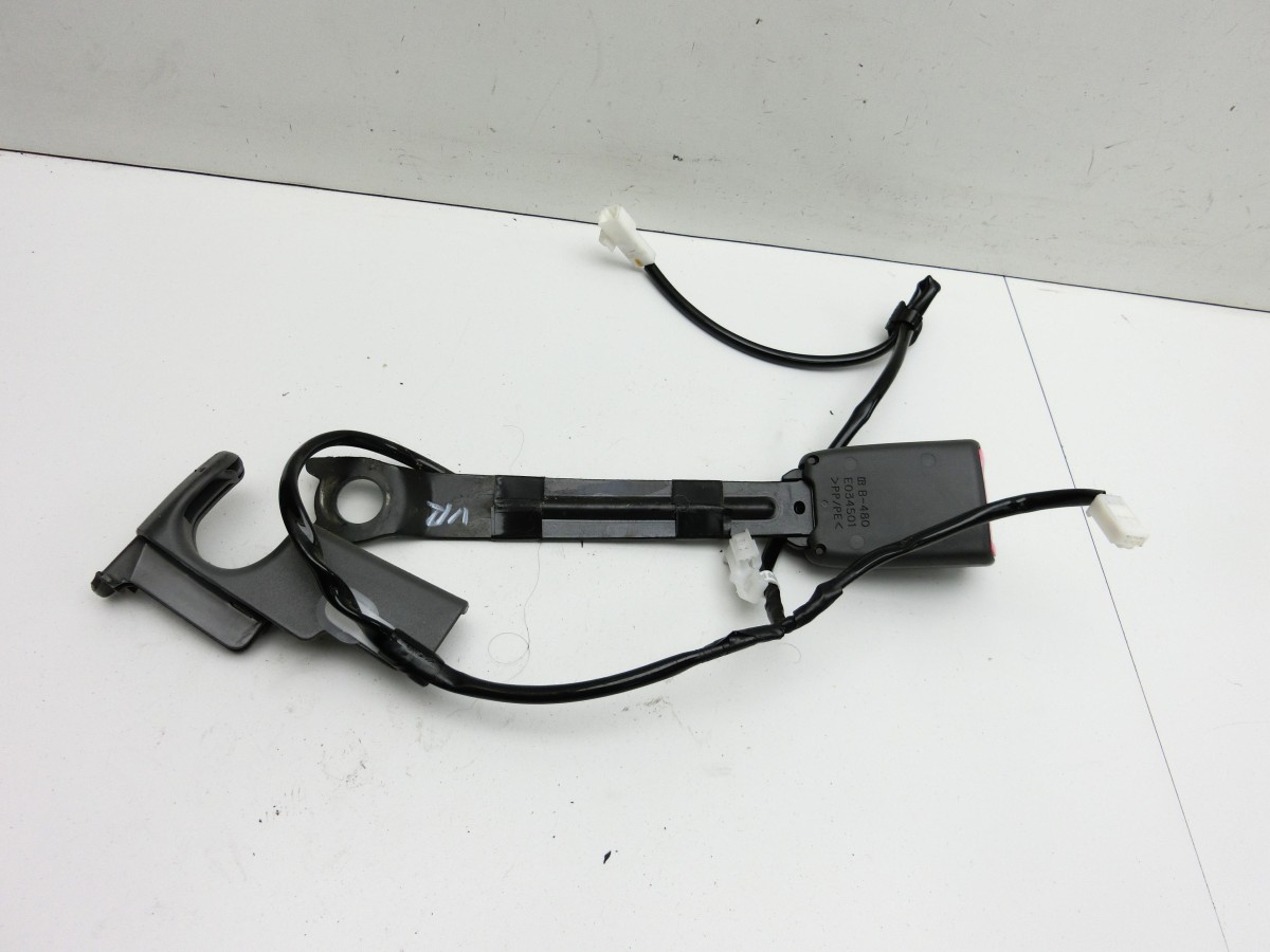 Toyota Prius W2 II 05-09 5T  Gurtschloss Rechts Vorne E034501 B-480