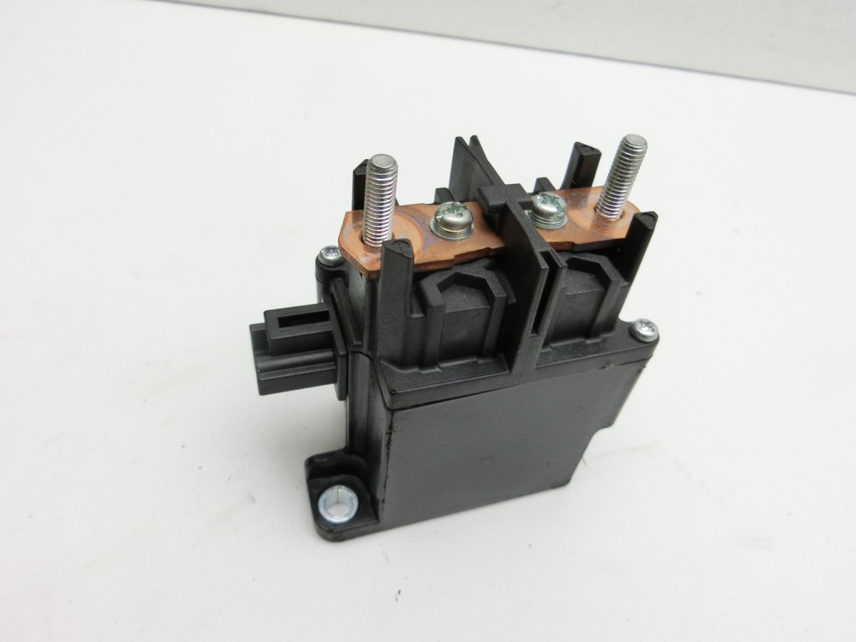 Toyota Prius W2 II 05-09  Relais Batterie Hauptrelais Pos.3 AEV6910A G3843-47020