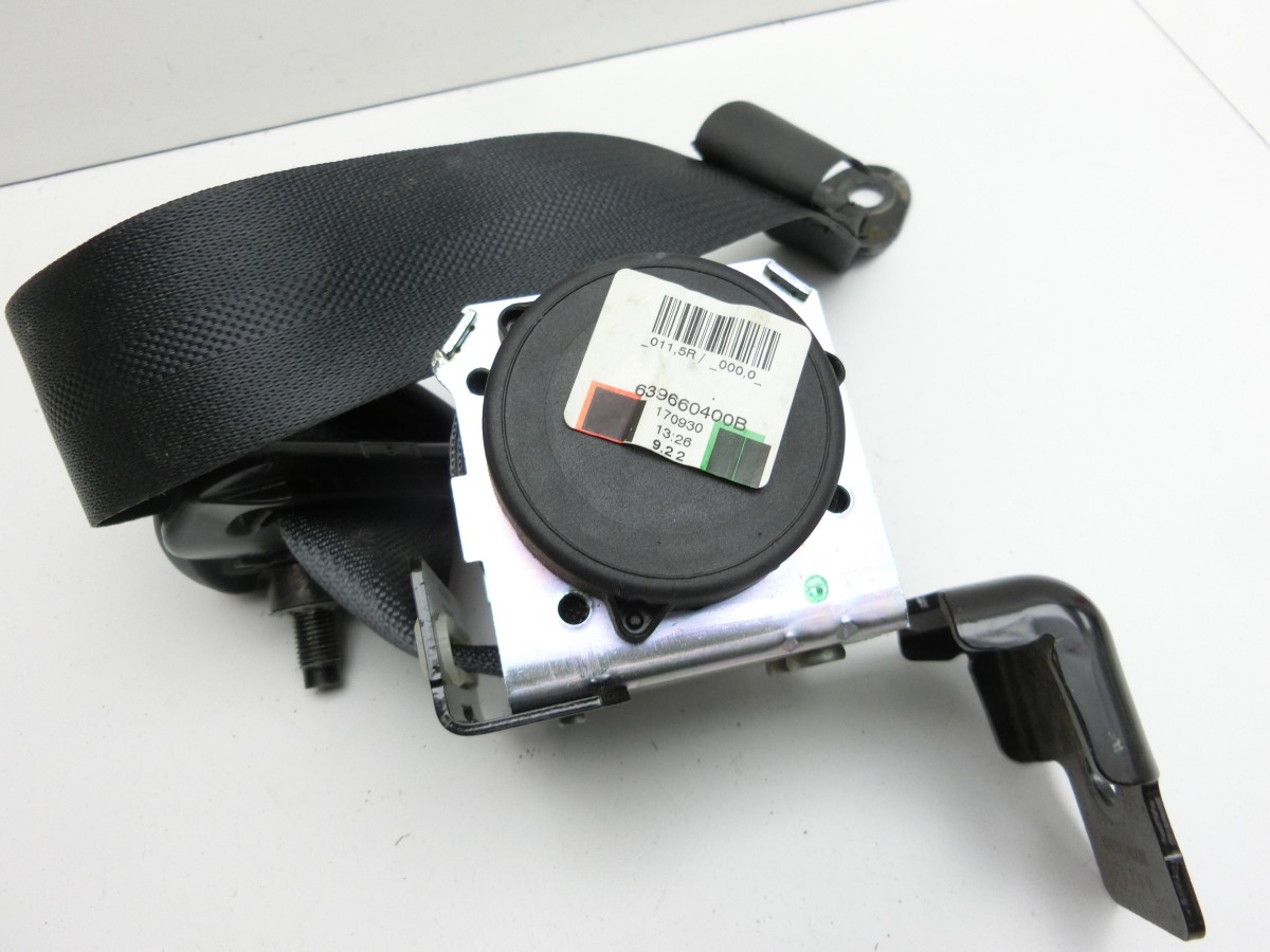 Mercedes X-Kl 470 X220d 17-20   Gurt Sicherheitsgurt Mitte Hinten 639660400B 88854-5XA0A 837720200