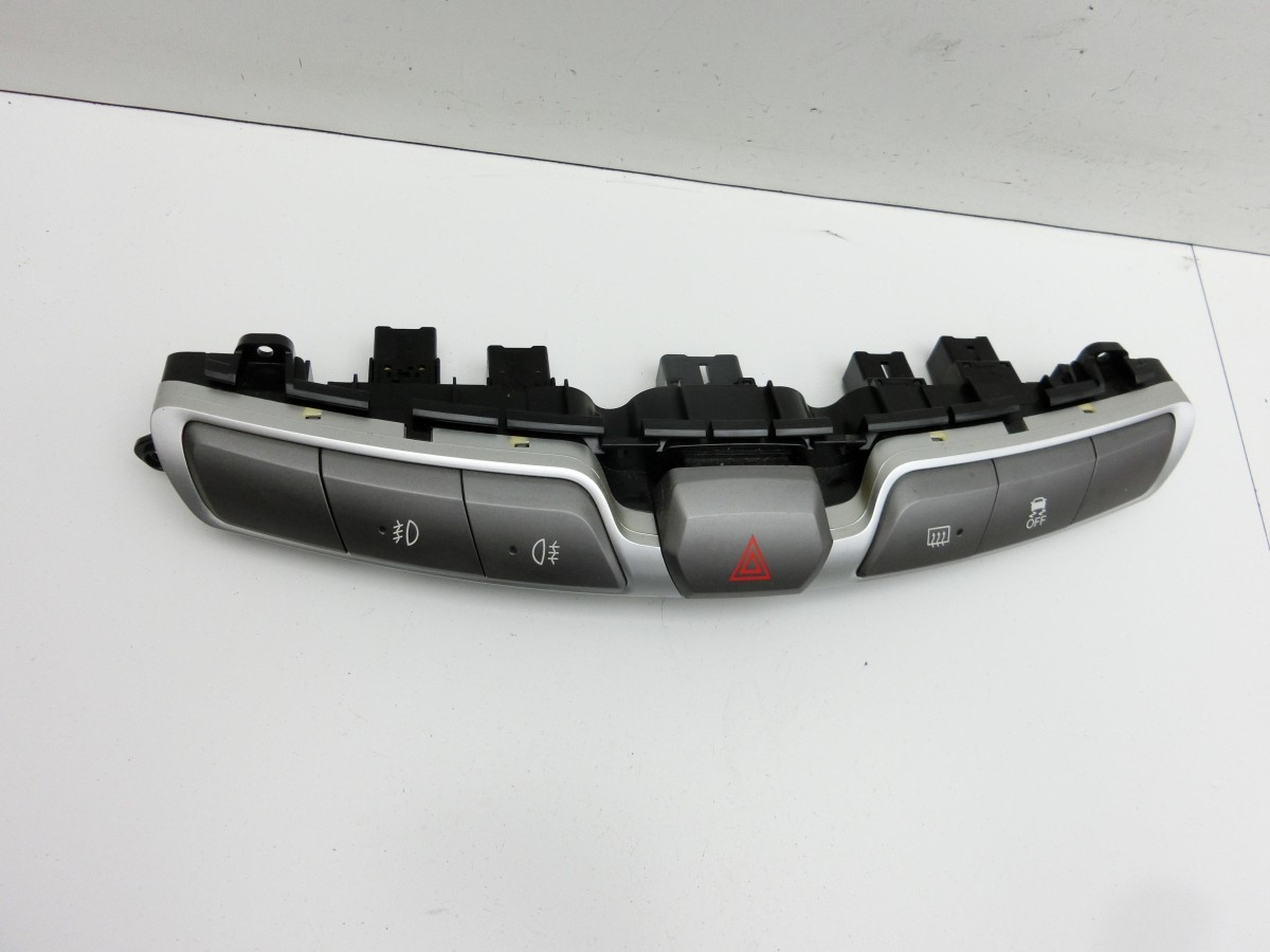 Ssangyong Rodius II 13-19  Bedienteil Bedienelement Klimabedienteil Warnblinkschalter 85230-21910