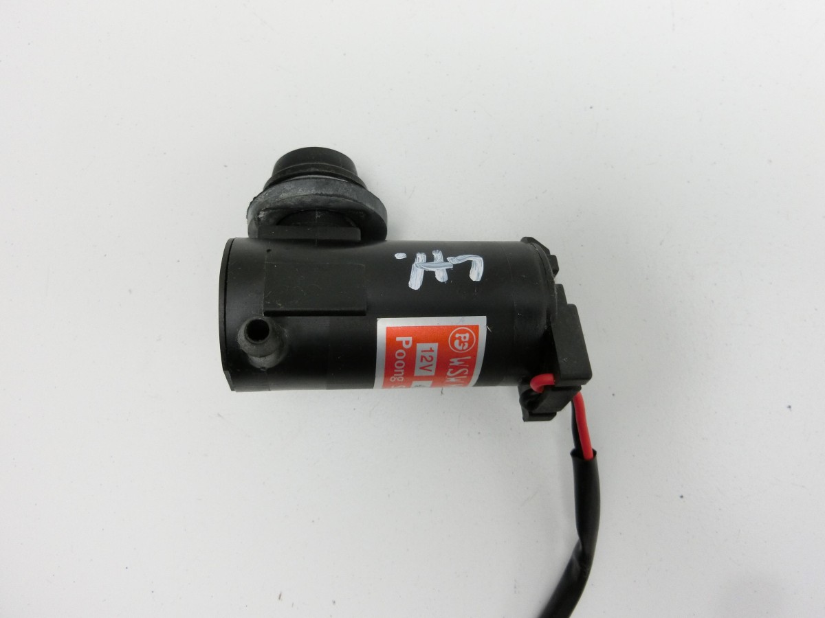 Ssangyong Rodius II 13-19  Waschwasserpumpe Waschpumpe Links Hinten