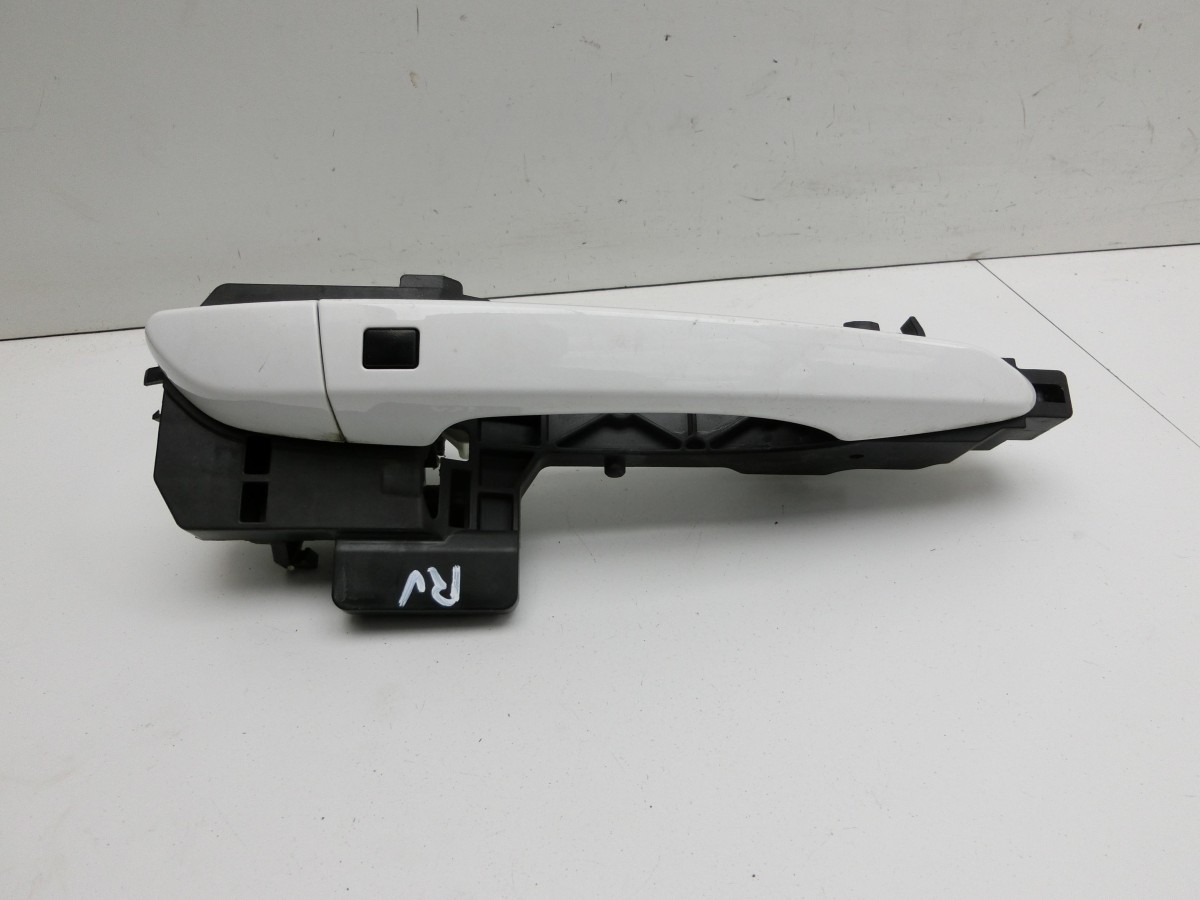 Hyundai Tucson TL 18-20   Türgriff Griff aussen Rechts Vorne Keyless Entry            82661D7000