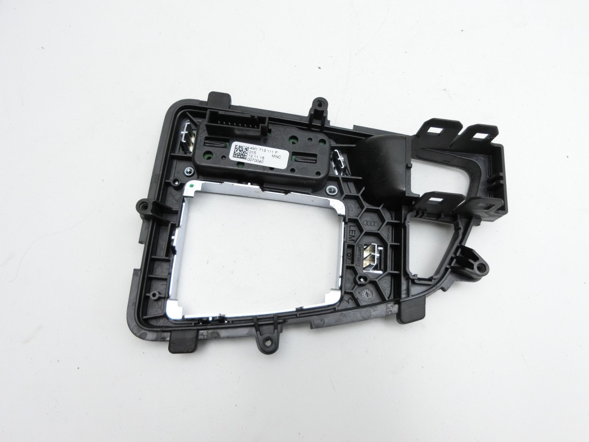 Audi Q7 4M 15-19  Blende für Schaltkulisse Ganganzeige 4M1713111F