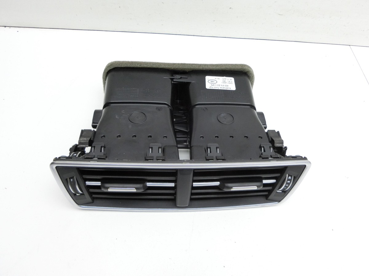 Audi Q7 4M 15-19  Luftdusche Luftdüse Mitte Hinten 4M0819203C 4M0819203C6PS 09240-005