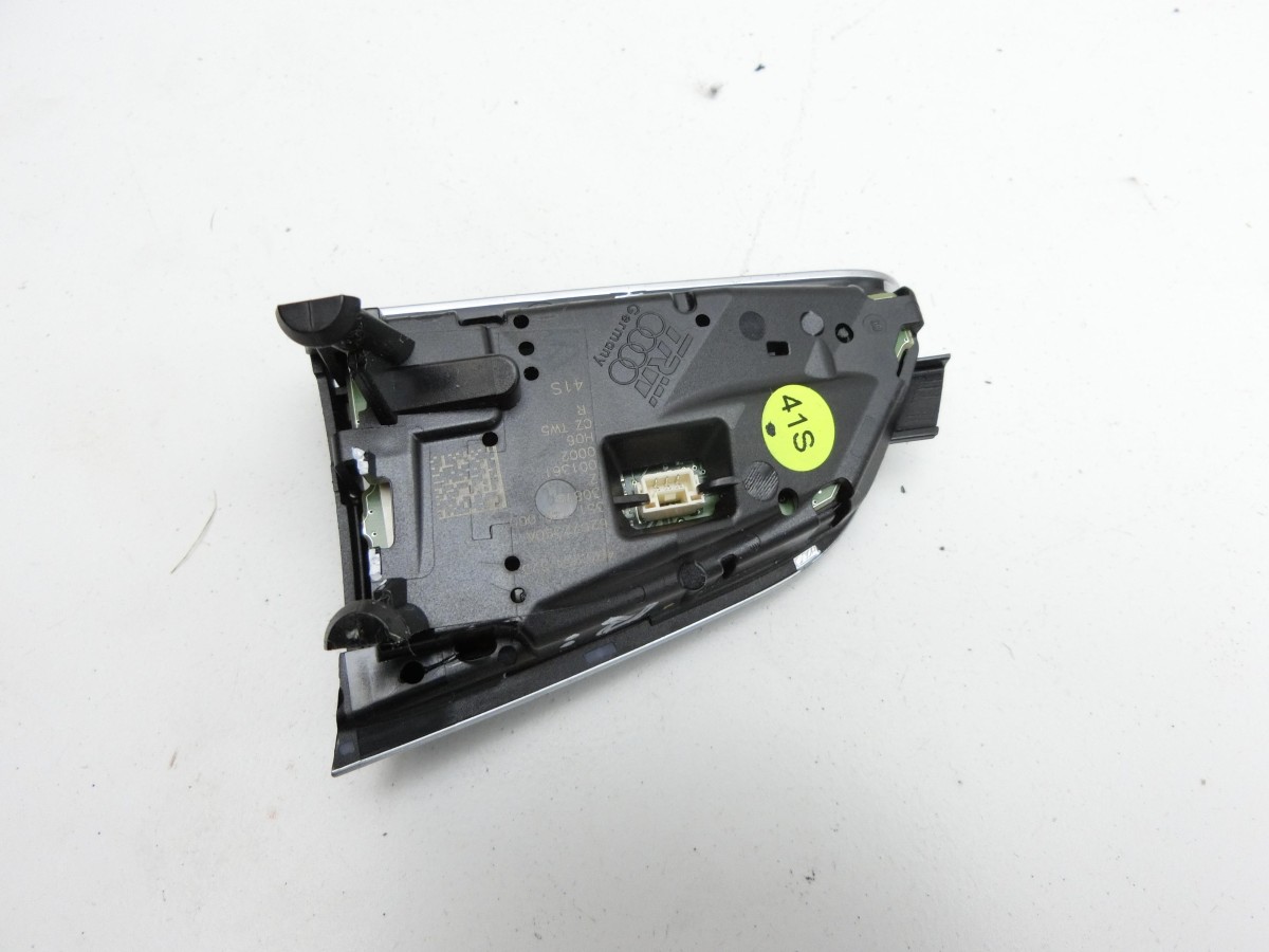 Audi Q7 4M 15-19  Lenkradschalter Multifunktionstasten Schalter für Lenkrad Rechts 4M0951523 62672390A 351749000