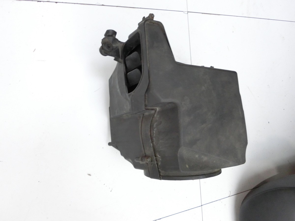 Ford Kuga I 08-12 TDCi 2,0 103KW  Luftfilterkasten Luftfiltergehäuse 7M51-9600-BK