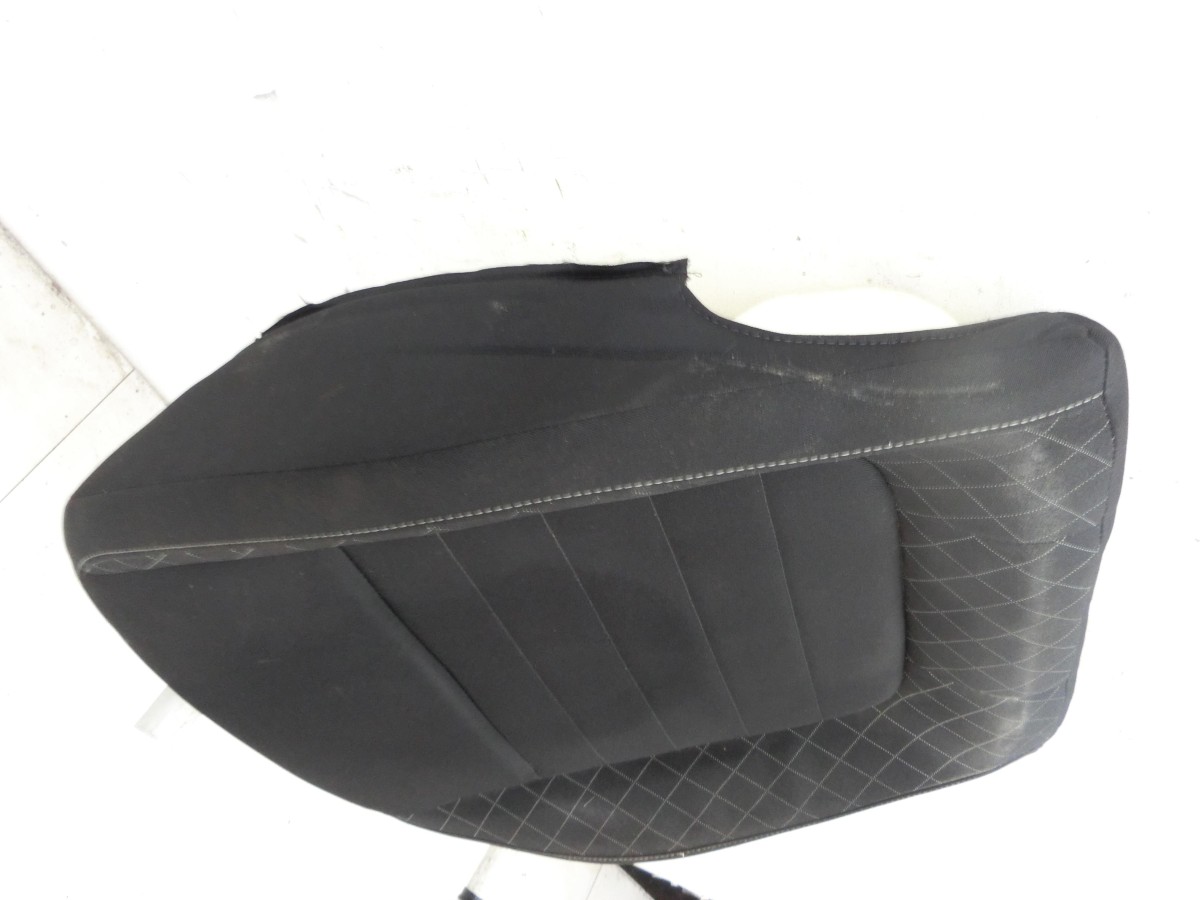 Skoda Fabia III NJ 14-18 5T  Sitzbezug Sitzpolster für Fahrersitz Sitz Links Vorne beheizt 6V0881405R