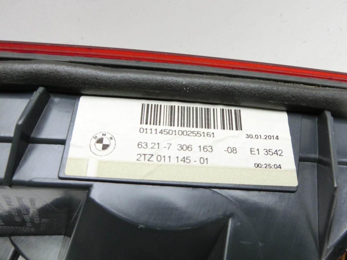 BMW 525d F10 13-17 Lim  Rückleuchte Heckleuchte für Klappe Innen Links 7306163 63217306163 63.21-7306163 2TZ011145-01