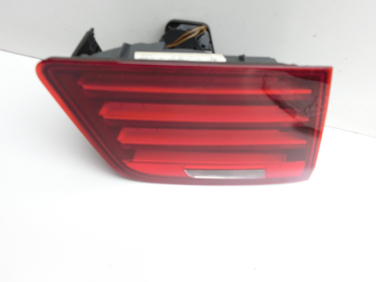 BMW 525d F10 13-17 Lim  Rückleuchte Heckleuchte für Klappe Innen Links 7306163 63217306163 63.21-7306163 2TZ011145-01