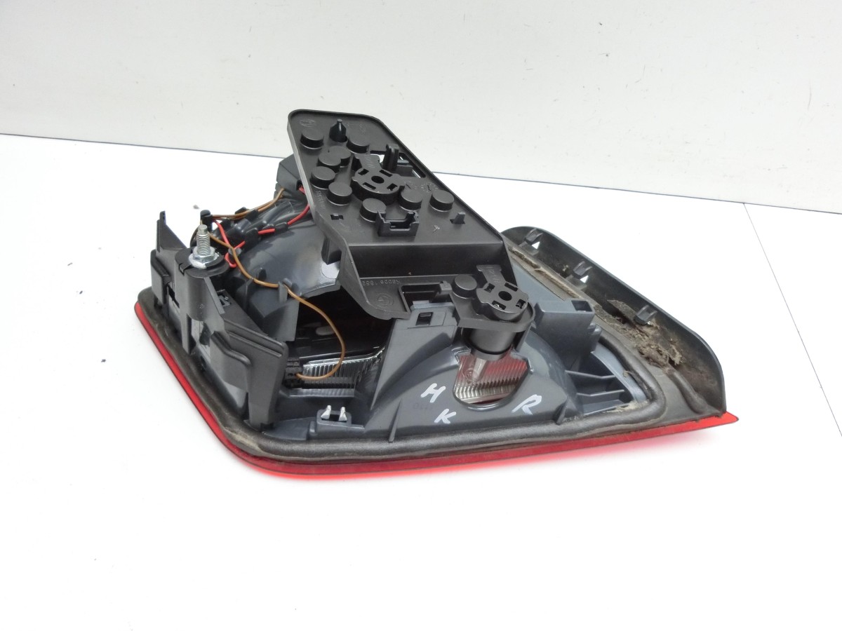 BMW 525d F10 13-17 Lim  Rückleuchte Heckleuchte für Klappe Innen Rechts 63217306164 7306164 63.21-7306164-08 2TZ011145-02