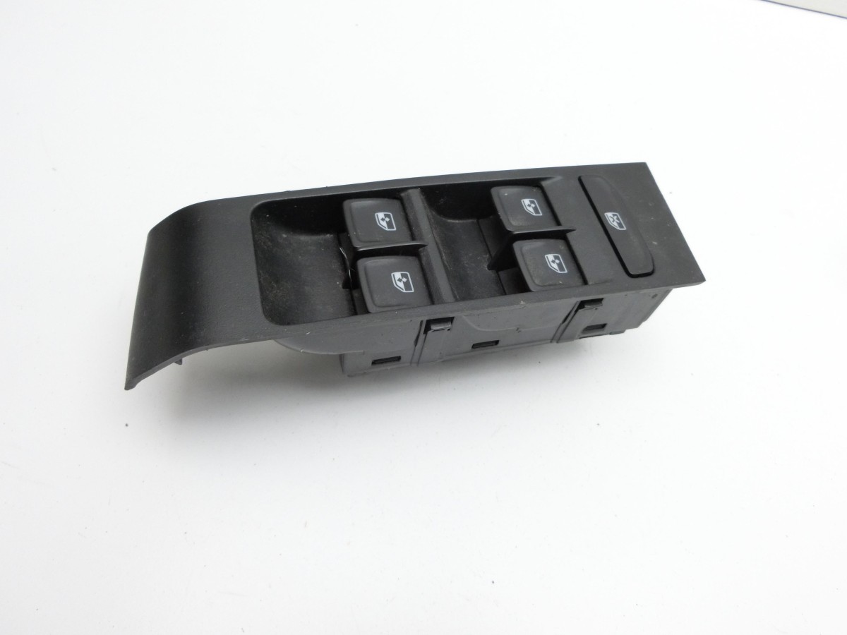 Skoda Fabia III NJ 14-18 5T  Fensterheberschalter Schalter Links Vorne 10130925-02S 6V1959857A