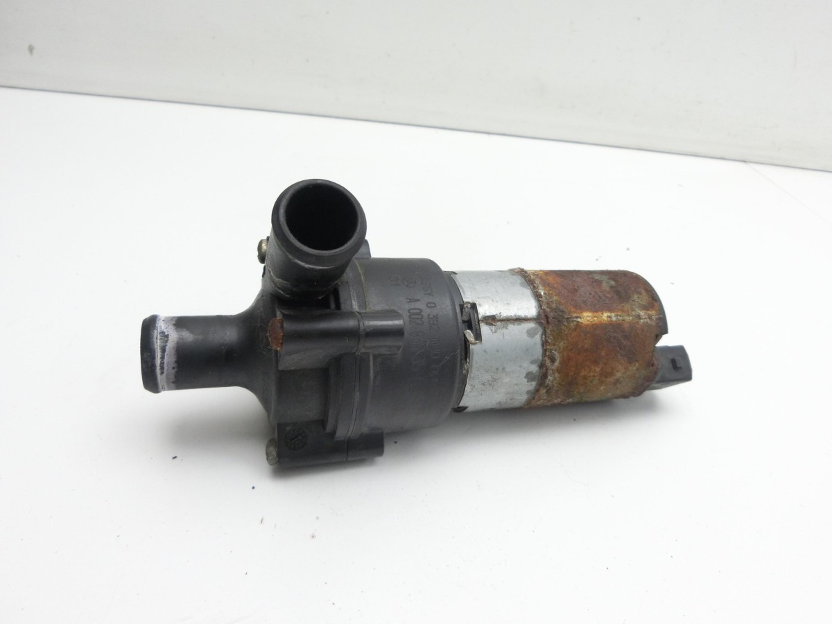 Mercedes Viano Vito W639 03-10 CDI 2,2 110KW  Umwelzpumpe Heizung Pumpe 0392020096 A0028353564
