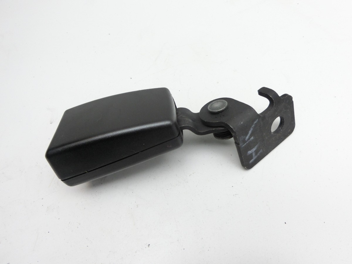 Opel Astra J GTC 11-18 3T  Gurtschloss Rechts Hinten 13354870 40-126-6978 13354864