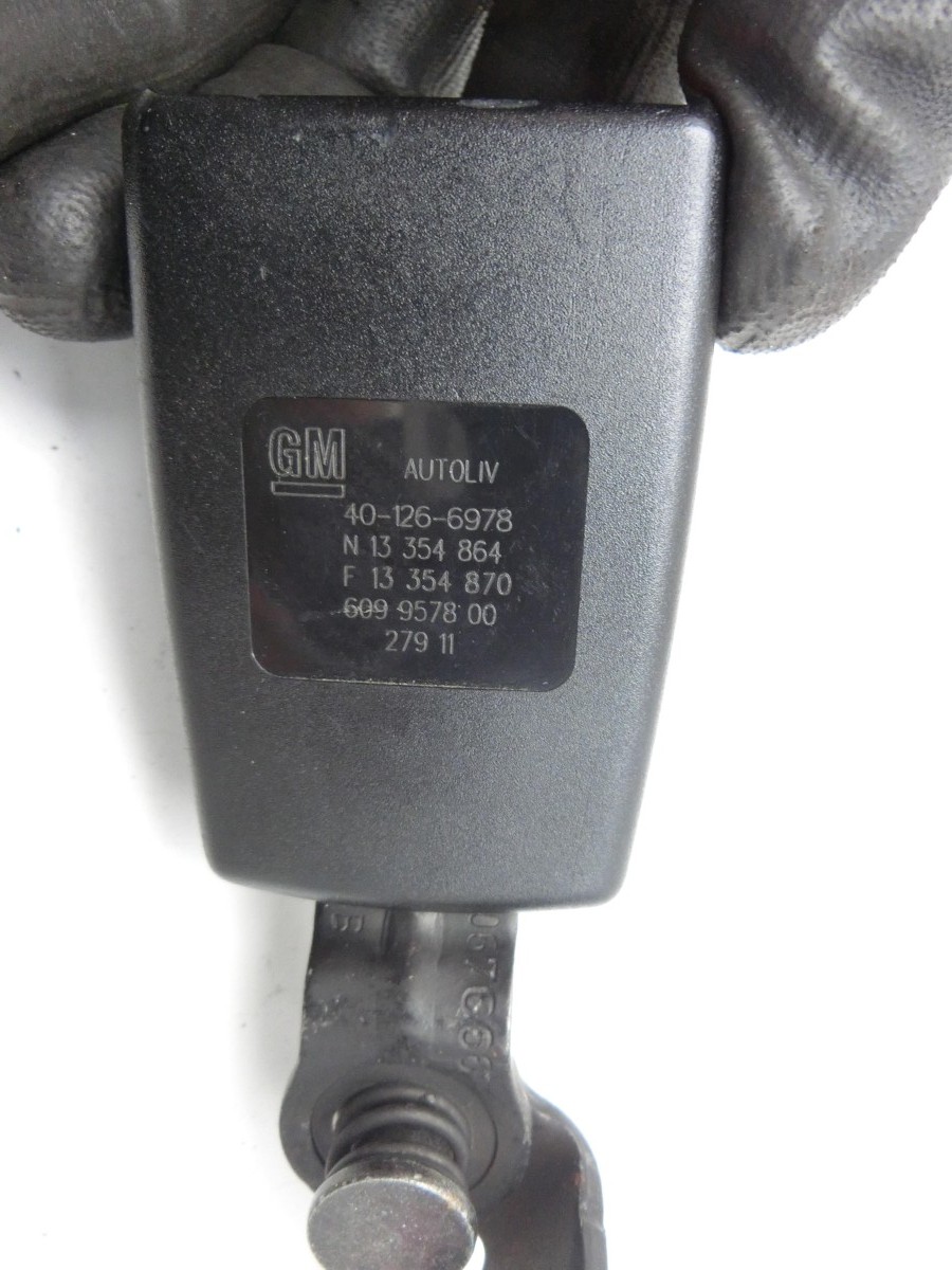 Opel Astra J GTC 11-18 3T  Gurtschloss Rechts Hinten 13354870 40-126-6978 13354864