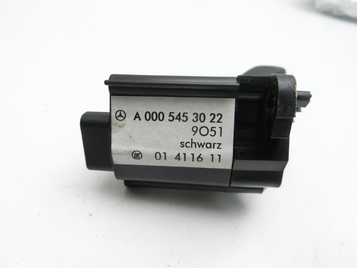 Mercedes S211 E500 02-06  Lenkradschalter elektr. Lenksäulenverstellung Schalter Links  A0005453022 01411611