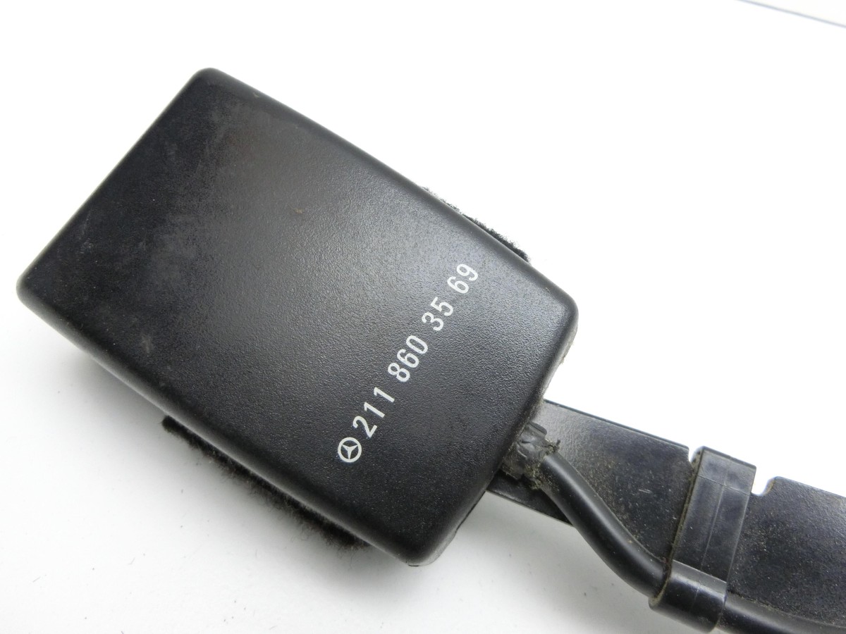 Mercedes S211 E500 02-06 Kombi  Gurtschloss Links Vorne 2118603569