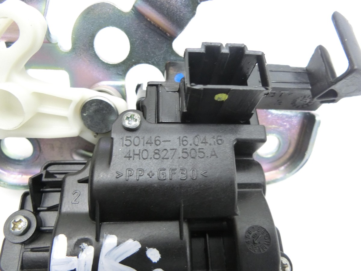 Audi A3 8V 12-16 Lim  Heckklappenschloss Heckklappe Schloss Verriegelung Hinten 4H0827505A