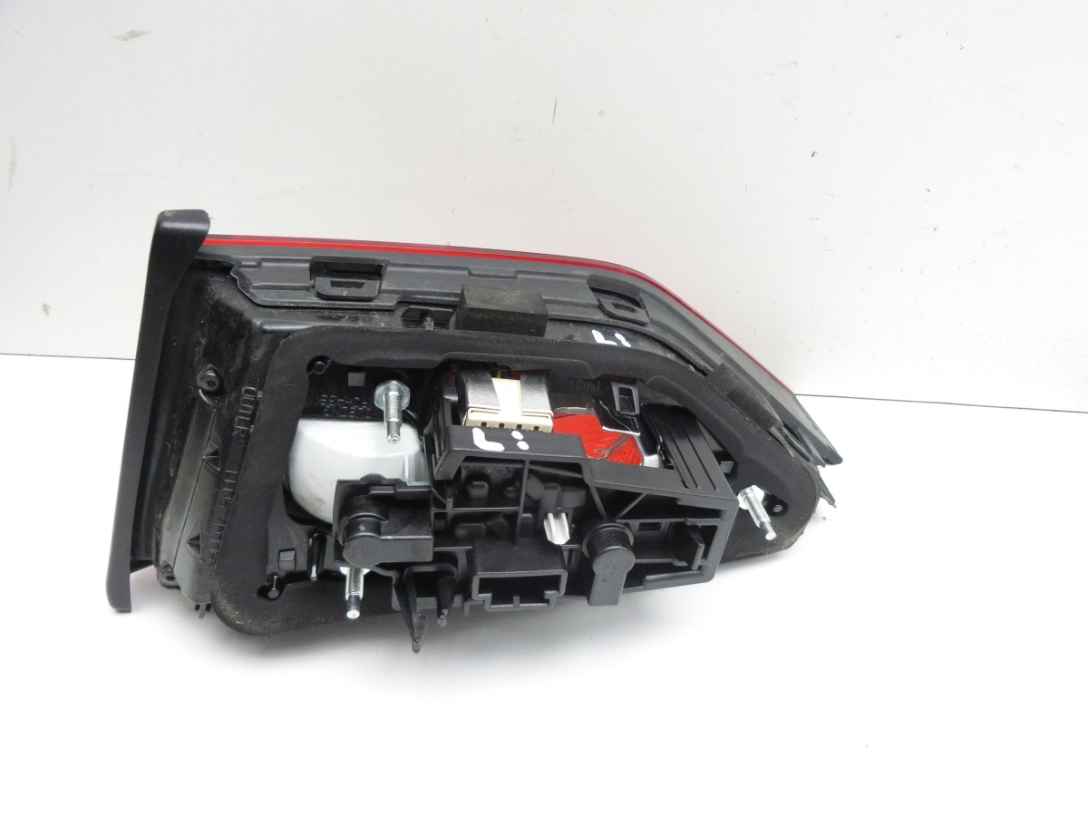 Audi A3 8V 12-16 Lim  Rückleuchte Heckleuchte für Klappe Innen Links LED 8V5945093H