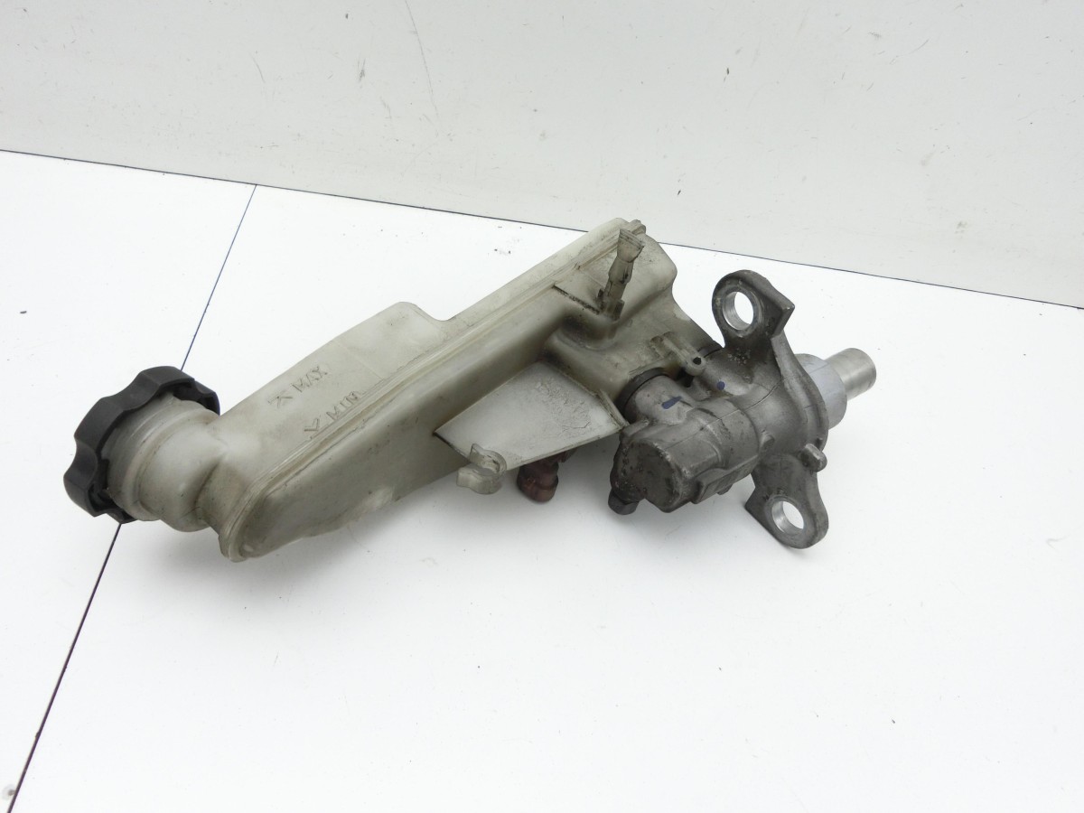 Opel Astra K B16 15-19  Hauptbremszylinder Bremszylinder