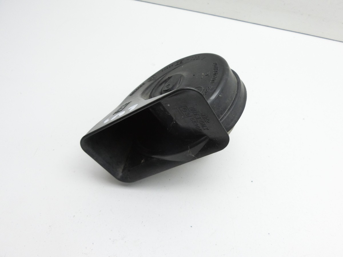 BMW X1 E84 X18D 09-12  Hupe Signalhorn Tieftöner Links 7159421 61337159421 0055306 A046522