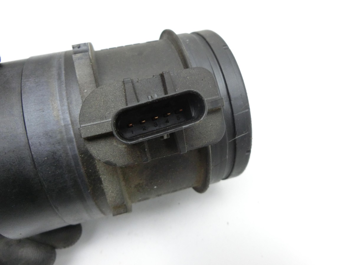BMW X1 E84 X18D 09-12 2,0d 105KW  Luftmassenmesser 13628506409 8506409 0281006093
