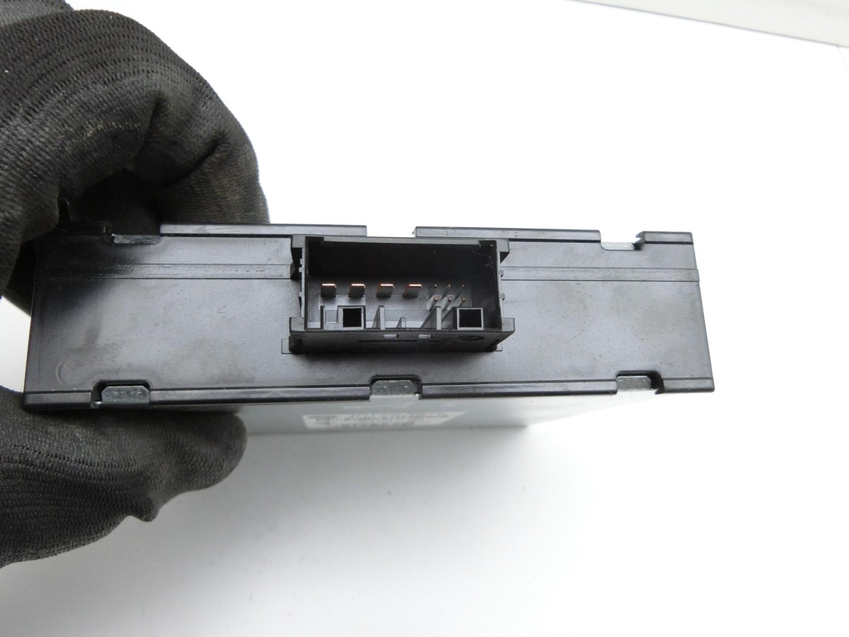 BMW X1 E84 X18D 09-12  Steuergerät ECU Modul SG 12V DCDC-Wandler Spannungsstabilisator 9253208 61429253208 61.42-9253208-01 8ES00947921
