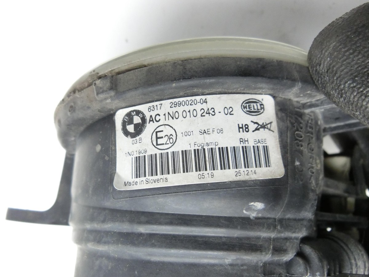 BMW X1 E84 X18D 09-12  Nebelscheinwerfer Rechts orig 2993526 63172993526 2990020 63.17-2990020-04