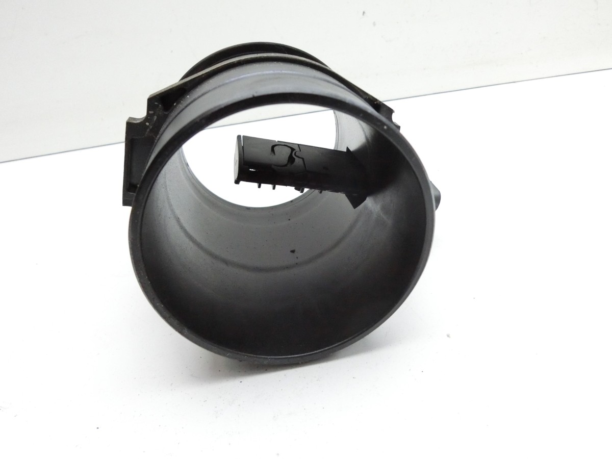 BMW X1 E84 X18D 09-12 2,0d 105KW  Luftmassenmesser 13628506409 8506409 0281006093