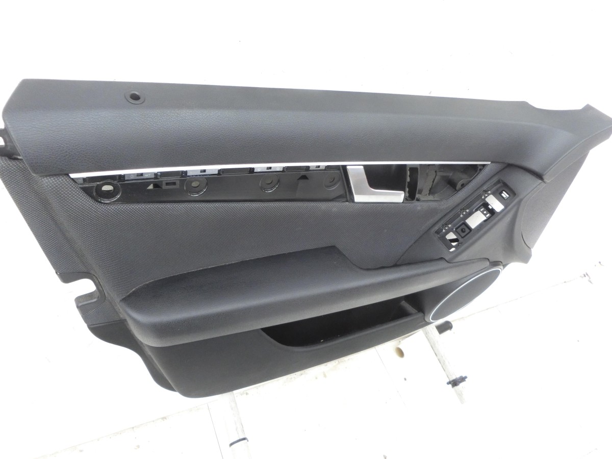 Mercedes S204 W204 11-15  Kombi  Türverkleidung Türpappe Links Vorne A2047200589 A2047209370