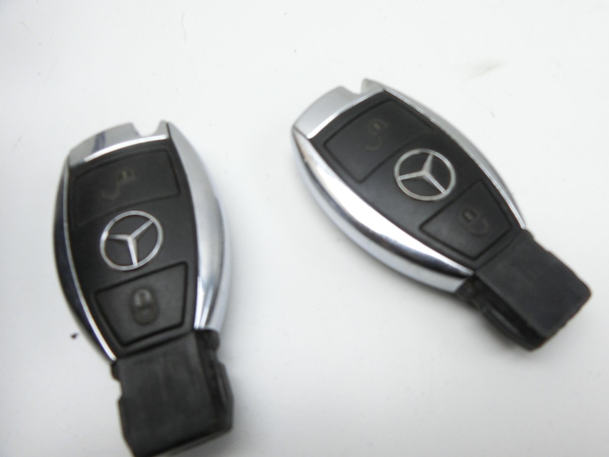 Mercedes S204 W204 11-15   Zündschloss 2x Schlüssel A2079052600 33003217